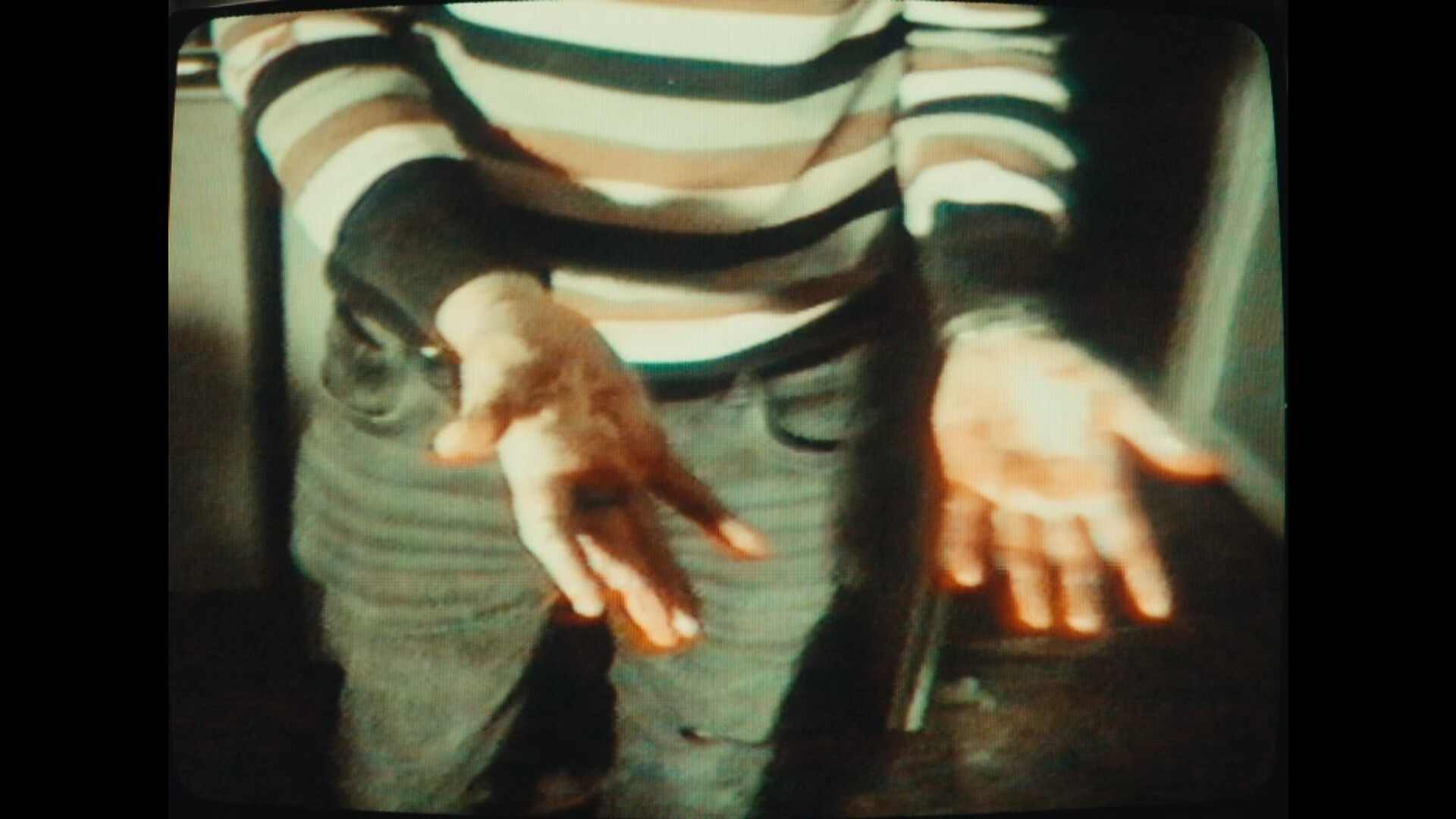 《录像怪谈/Dead Format》PC英文版下载-含Build.21160430-小艾网创